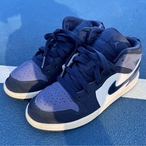 Air Jordan 1 Mid Obsidian Sanded Purple Boys Size 2Y
